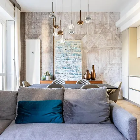 Design Nearby Duomo Milano