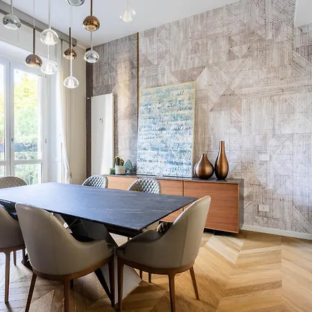 Lägenhet Design Nearby Duomo Milano